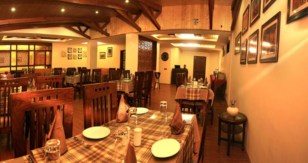 The Heritage Hotel Srinagar Restaurant