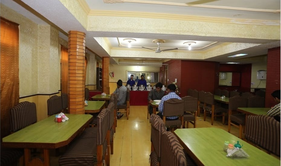 Snow Palace Hotel Srinagar Restaurant
