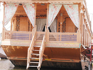 Dilshad Group of Houseboats Srinagar