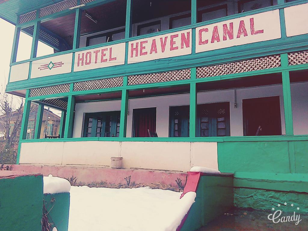 Heaven Canal Hotel Srinagar