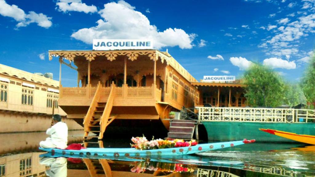 Jacqueline Houseboat Srinagar