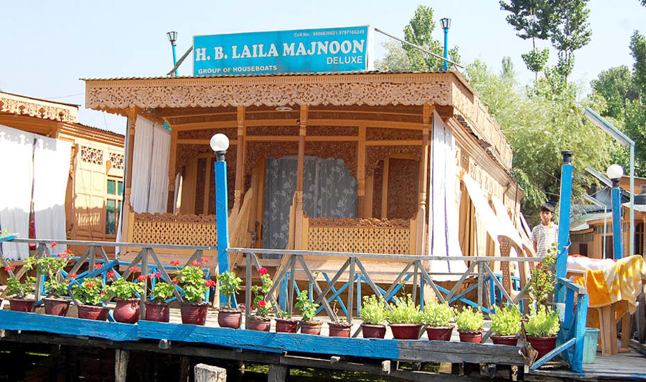 Laila Majnoon Houseboat Srinagar