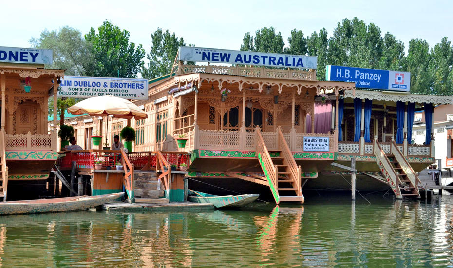 New Australia Houseboat Srinagar