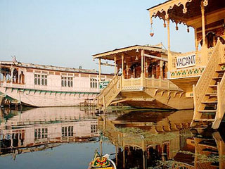 Privilege Houseboat Srinagar