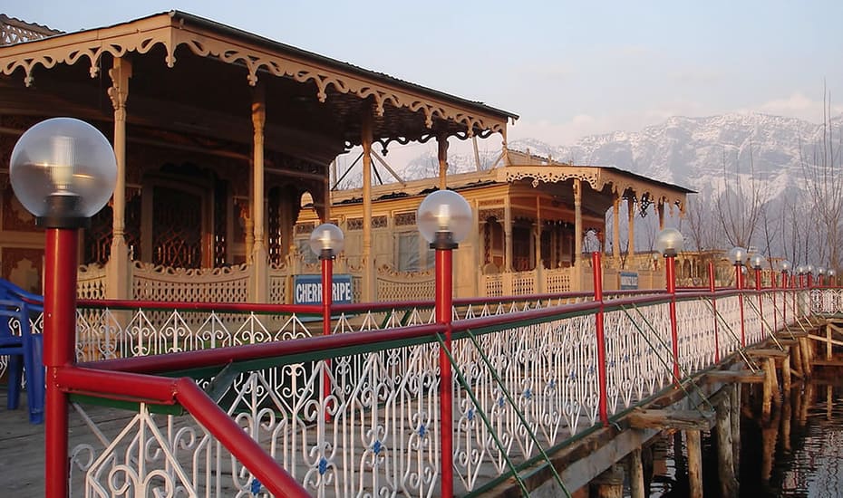 RIE Heritage Group Of Houseboat Srinagar
