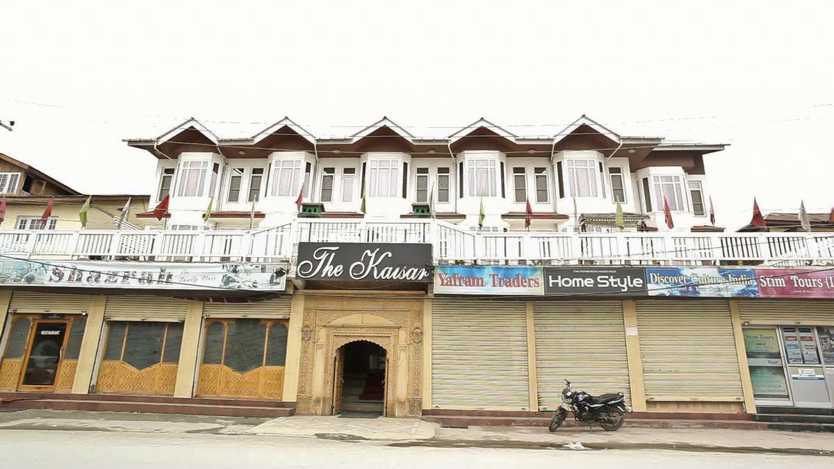 The Kaisar Hotel Srinagar
