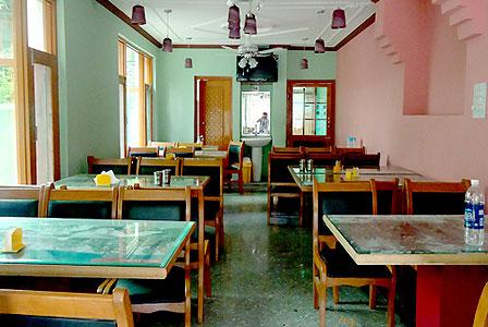 Grand Inn Hotel Srinagar Restaurant