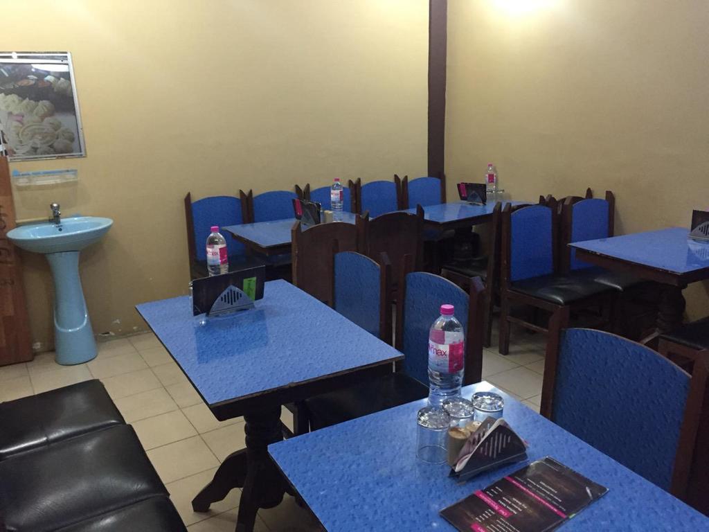Babu Hotel Srinagar Restaurant