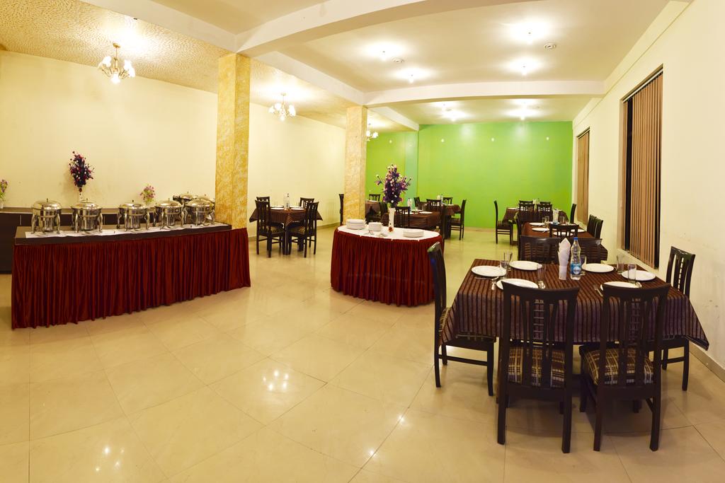 Silver Star Hotel Srinagar Restaurant