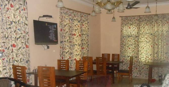 Inland Hotel Srinagar Restaurant