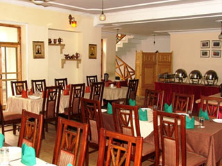 Heevan Resorts Srinagar Restaurant