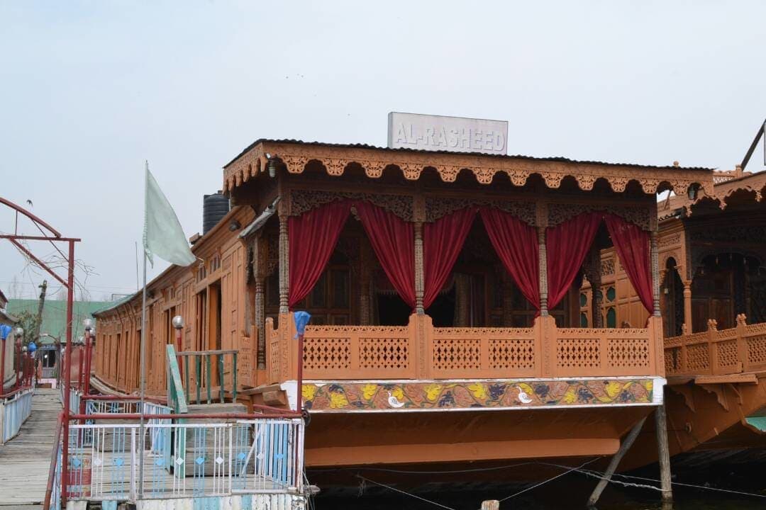 Al Rasheed Houseboat Srinagar