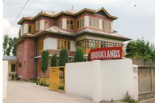 Brookland Hotel Srinagar
