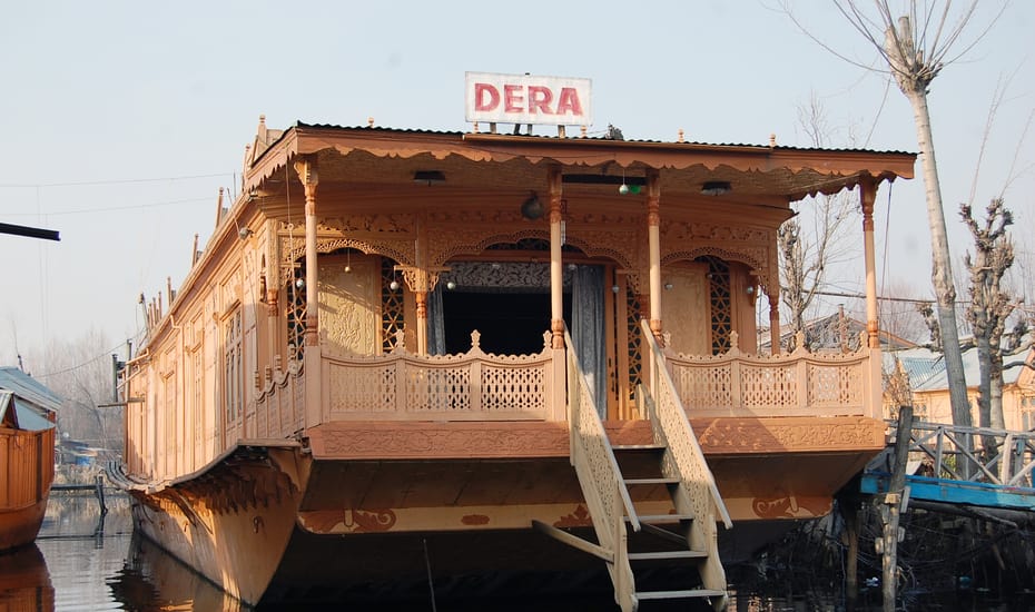 Dera Houseboat Srinagar