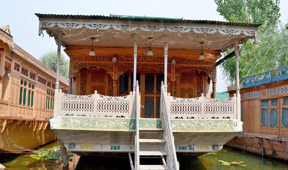Khar Palace Houseboat Srinagar