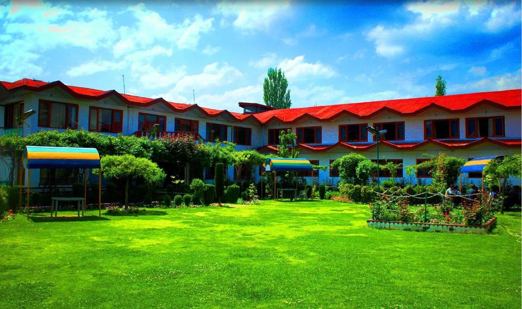Lake Resort Boutique Hotel Srinagar
