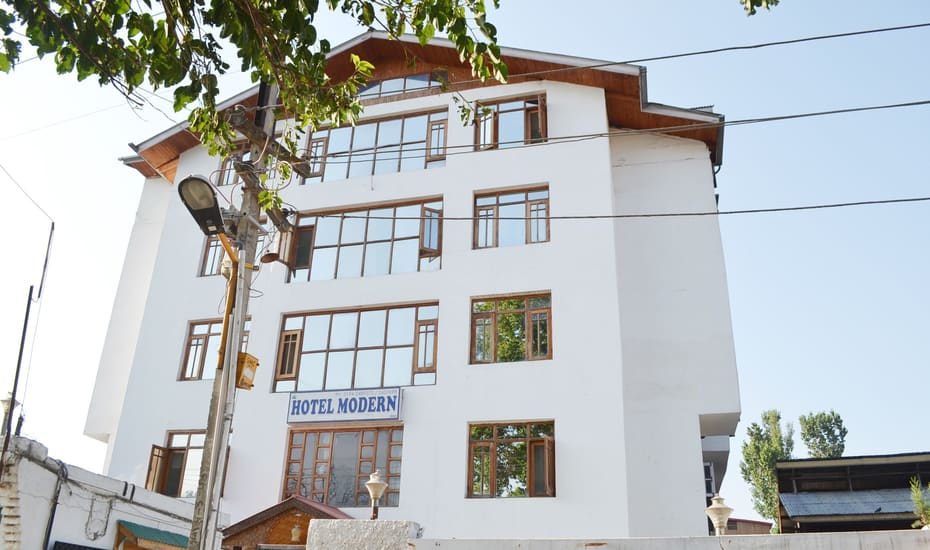 Modern Hotel Srinagar