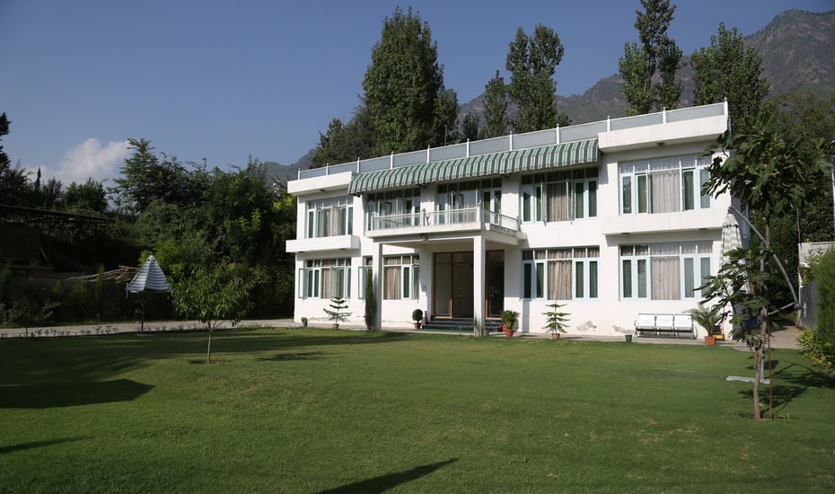 Nishat Hill Resort Srinagar