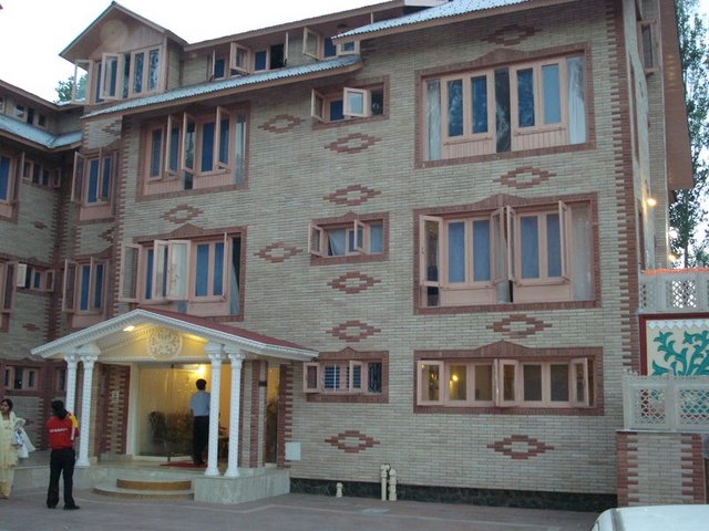 Sterling Hotel Srinagar