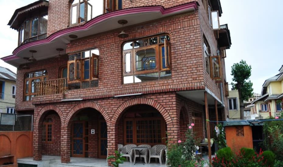 Taimoor Hotel Srinagar