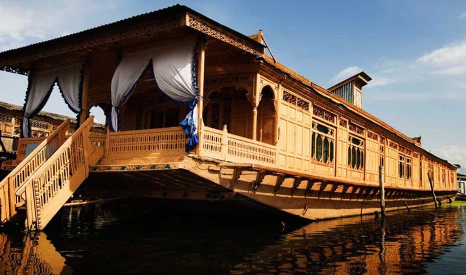 Wangnoo Houseboat Srinagar